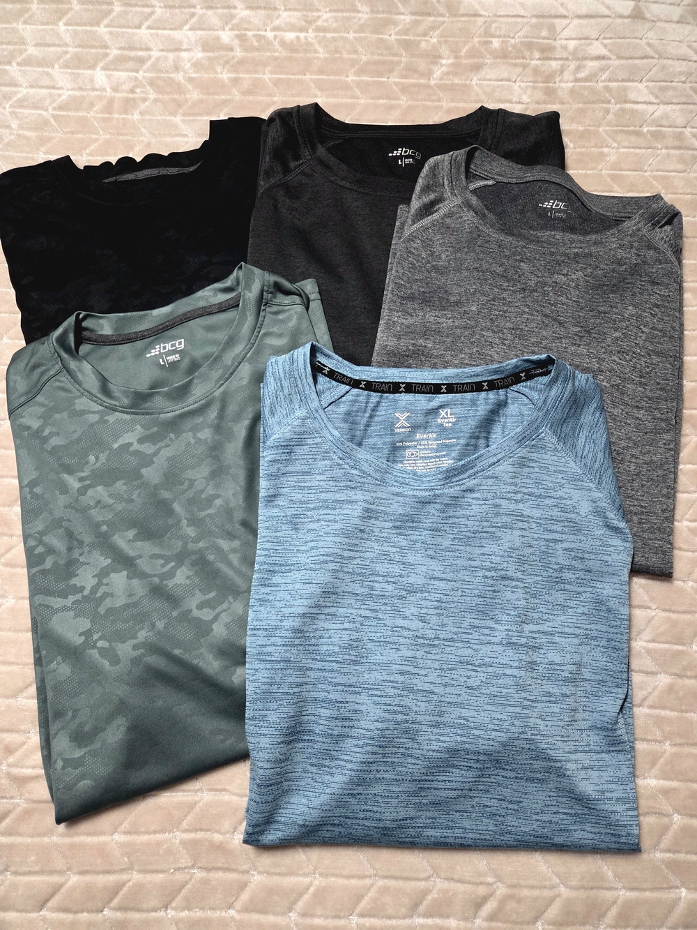 BCG Men’s Short-Sleeve Tees, Ever Air Shirt Sleeve Shirt Lot- Size Large/XL